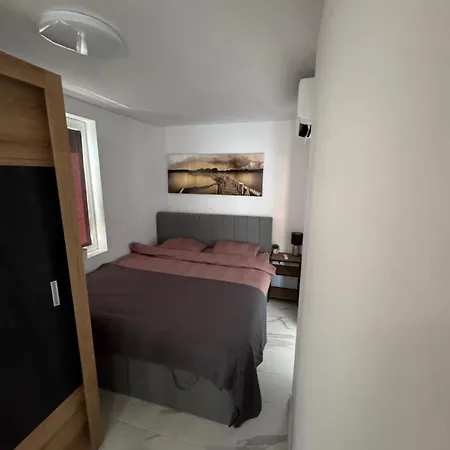 Apartment Lozenets Escape *